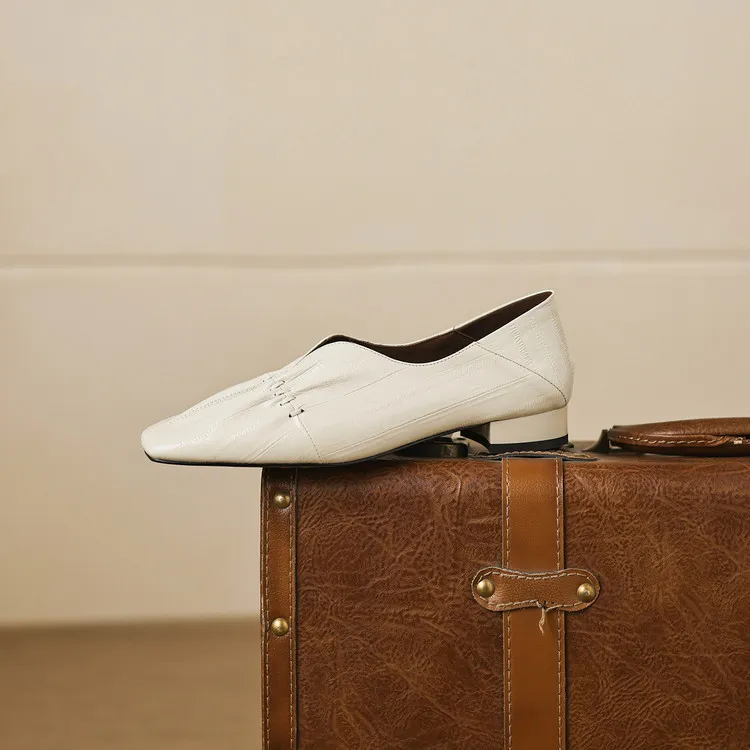 In stock spring single shoes, square toe, chunky heel, low heel, slip-on sheepskin women's shoes, sizes 3-25j