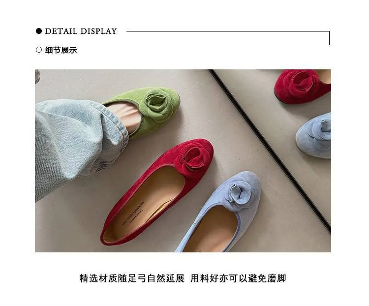Springtime low-cut floral flat comfortable women's shoes in blue, red, and green