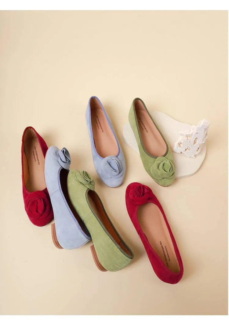 Springtime low-cut floral flat comfortable women's shoes in blue, red, and green