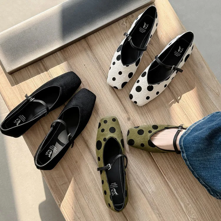 Spring single shoes, square toe, low heel, buckle, fashion color-block women's shoes, 3-25v