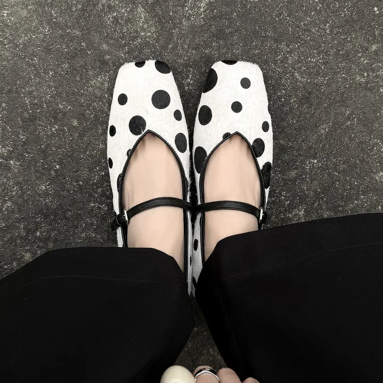 Spring single shoes, square toe, low heel, buckle, fashion color-block women's shoes, 3-25v