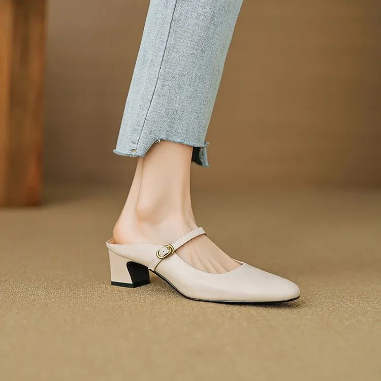 Comfortable and retro-style sheepskin open-back sandals, chunky heels, sheepskin closed-toe mules, Mary Jane shoes.