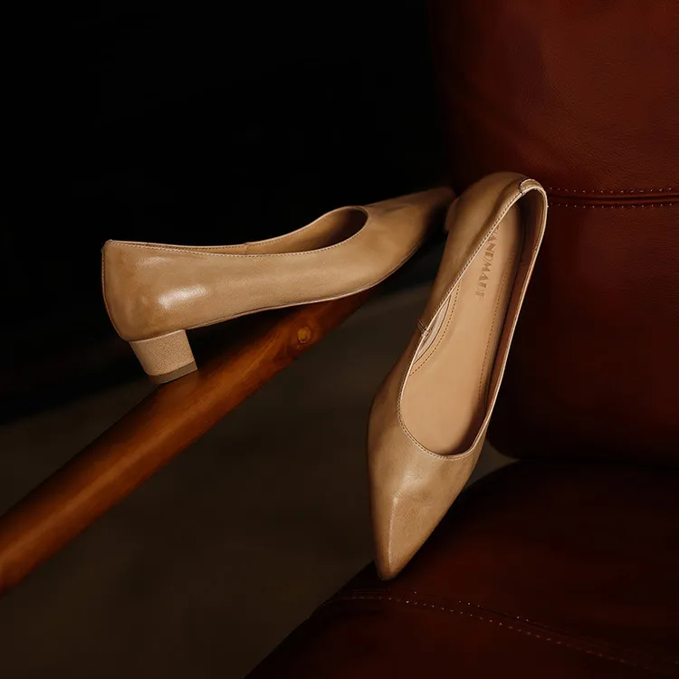 Spring pointed-toe high-heeled chunky leather women's shoes, size 4-6c fashionable shoes