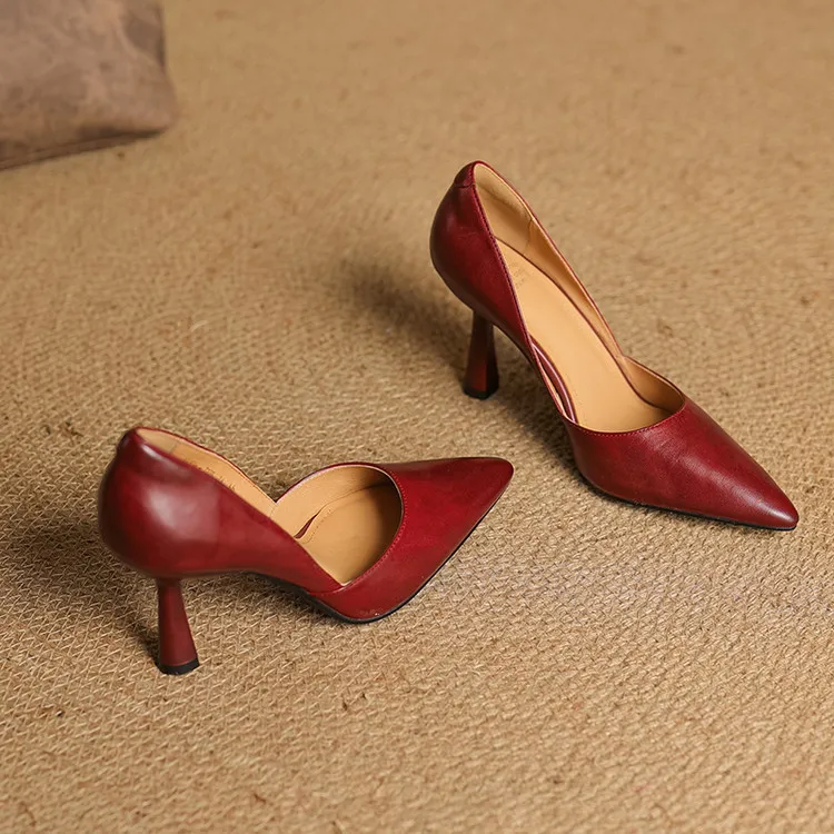 Spring single shoes, pointed toe, stiletto heel, solid color fashion cowhide women's shoes 4-13b