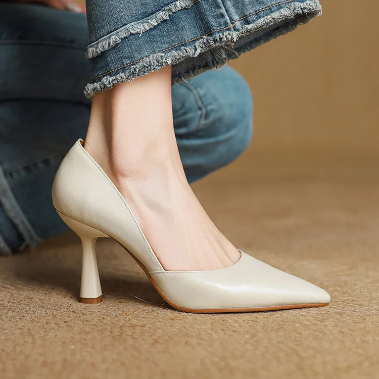 Spring single shoes, pointed toe, stiletto heel, solid color fashion cowhide women's shoes 4-13b