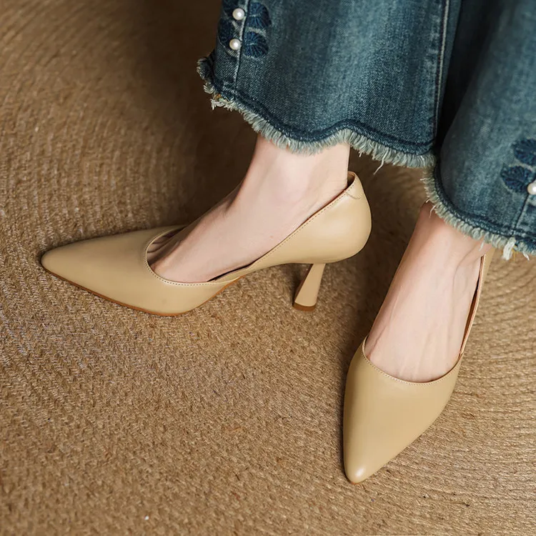 Spring single shoes, pointed toe, stiletto heel, solid color fashion cowhide women's shoes 4-13b