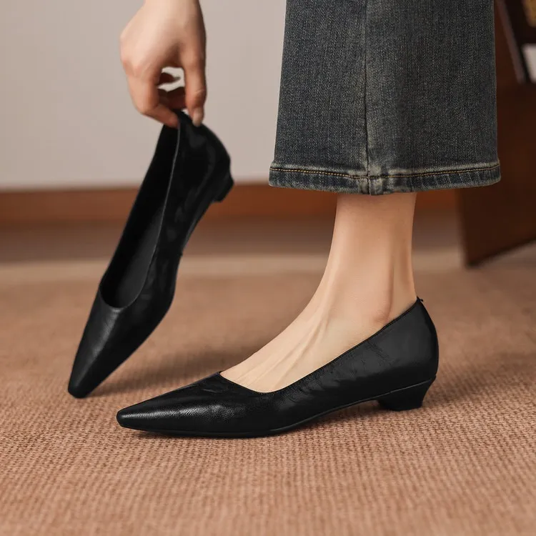 Korean style leather shoes, all inside and out, perfect for spring, summer and autumn. Pointed toe, low heel, comfortable, slimming, slanted opening. Available in 3 colors.