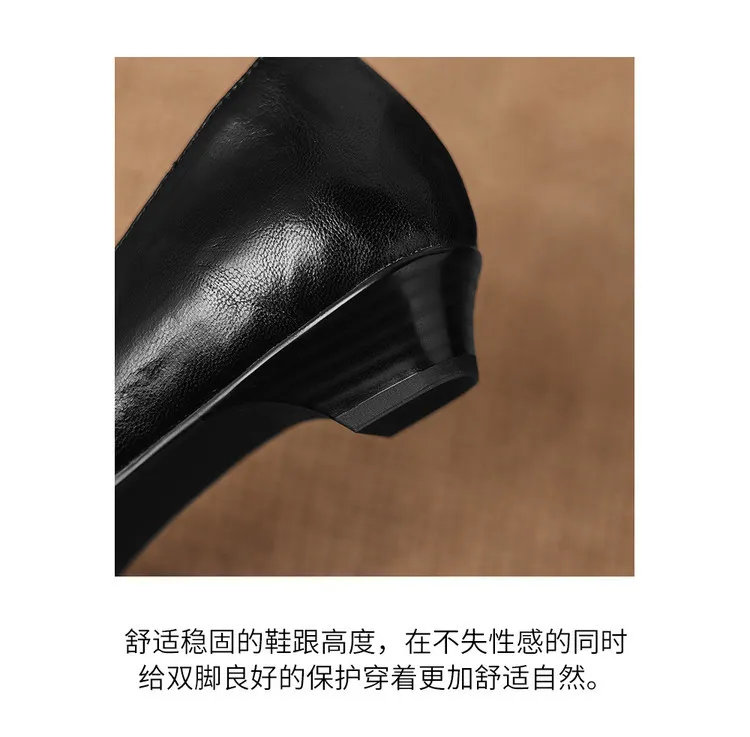 Korean style leather shoes, all inside and out, perfect for spring, summer and autumn. Pointed toe, low heel, comfortable, slimming, slanted opening. Available in 3 colors.