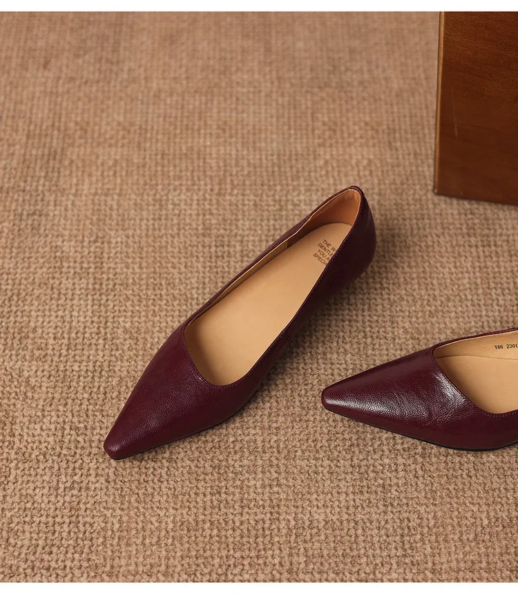 Korean style leather shoes, all inside and out, perfect for spring, summer and autumn. Pointed toe, low heel, comfortable, slimming, slanted opening. Available in 3 colors.