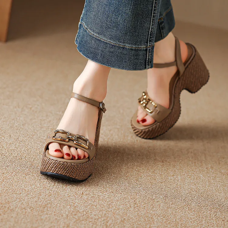 Summer round-toe platform sandals with chunky heels, leather fashion shoes for women, size 4-6x