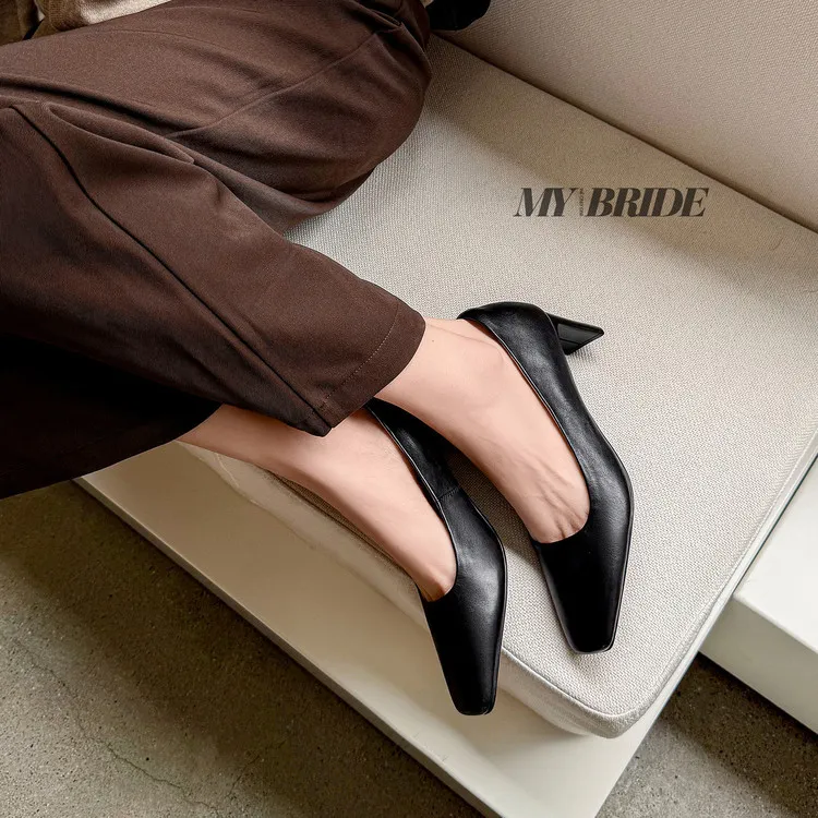 Spring single shoes, square toe, chunky heel, high heel, low mouth, fashion cowhide women's shoes 4-13a