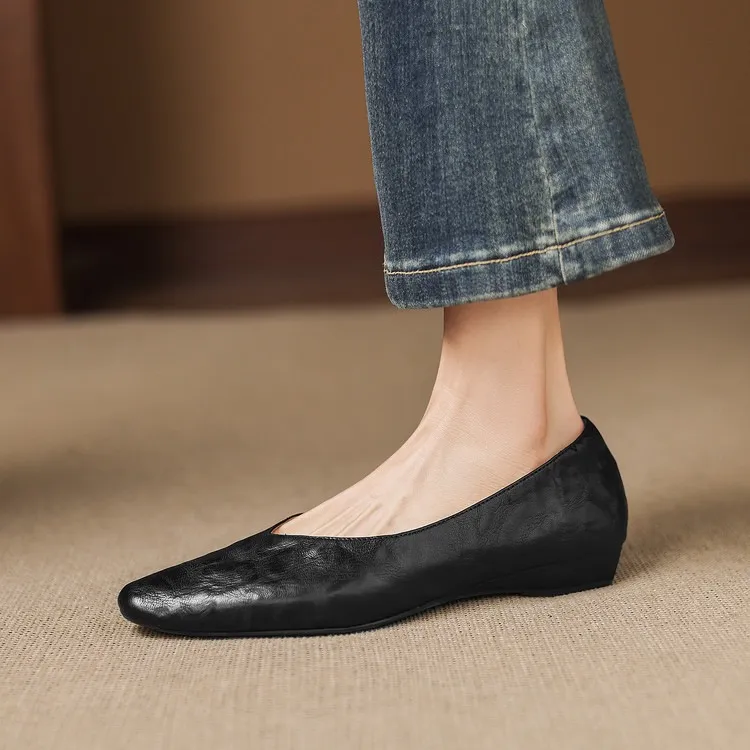 Spring single shoes, round toe, wedge heel, low heel, shallow mouth, fashion women's shoes, soft sole