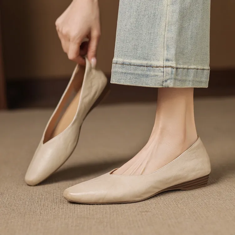 Spring single shoes, round toe, wedge heel, low heel, shallow mouth, fashion women's shoes, soft sole