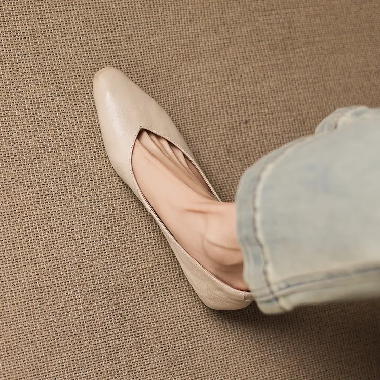 Spring single shoes, round toe, wedge heel, low heel, shallow mouth, fashion women's shoes, soft sole