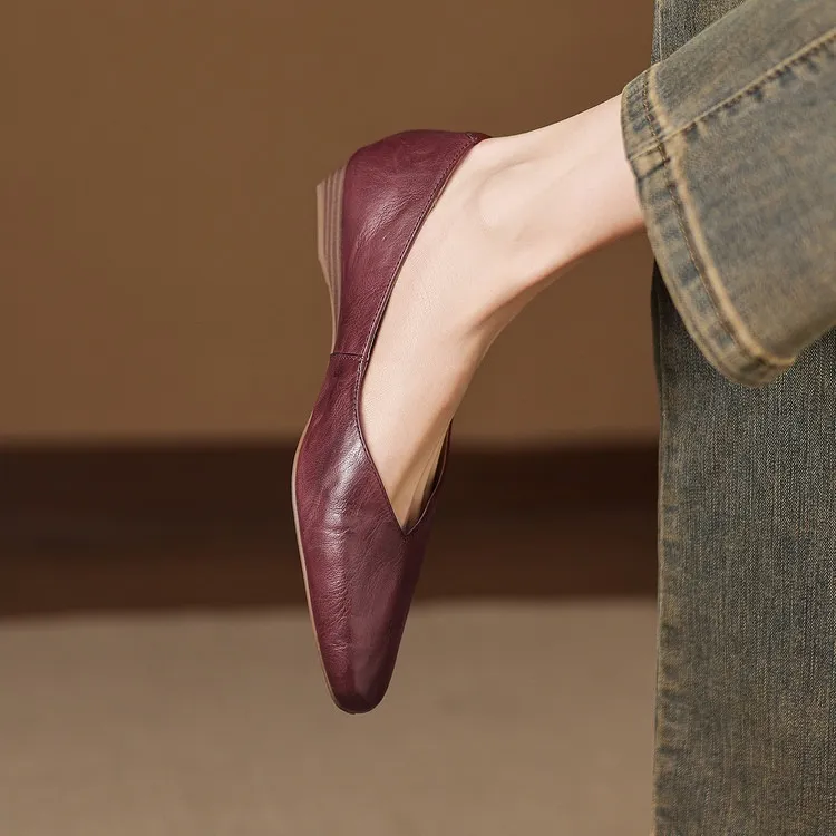 Spring single shoes, round toe, wedge heel, low heel, shallow mouth, fashion women's shoes, soft sole