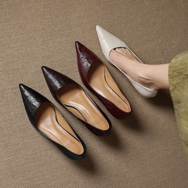 Soft sheepskin elegant women's shoes, simple retro pointed toe low-cut single shoes, women's stiletto heel slip-on.