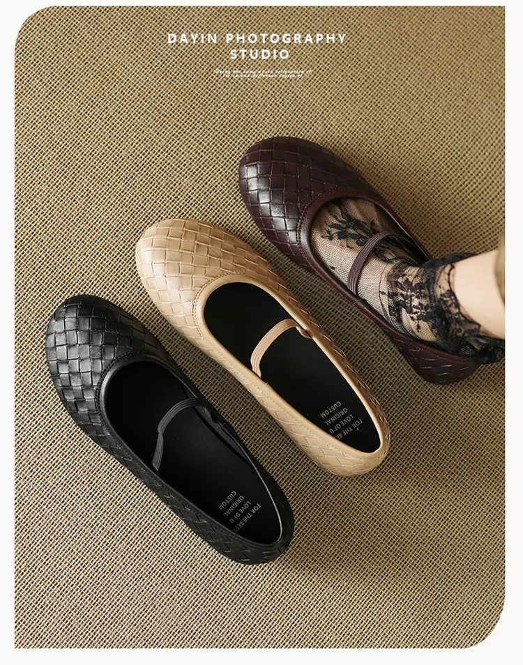 Spring and Autumn Genuine Leather Single Shoes, Round Toe, Flat, 1cm Retro Woven Texture, Women's Shoes, One Piece