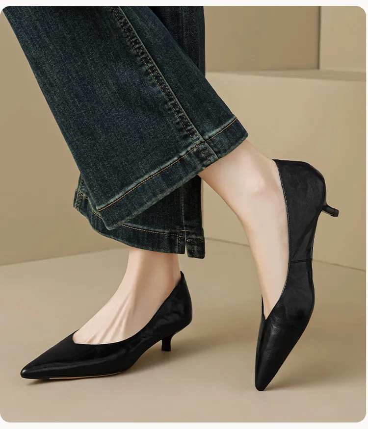 Women's slip-on shoes, made entirely of leather inside and out, stylish and comfortable, made of top-grain sheepskin, pointed toe, kitten heel, elegant single shoes for spring and autumn.