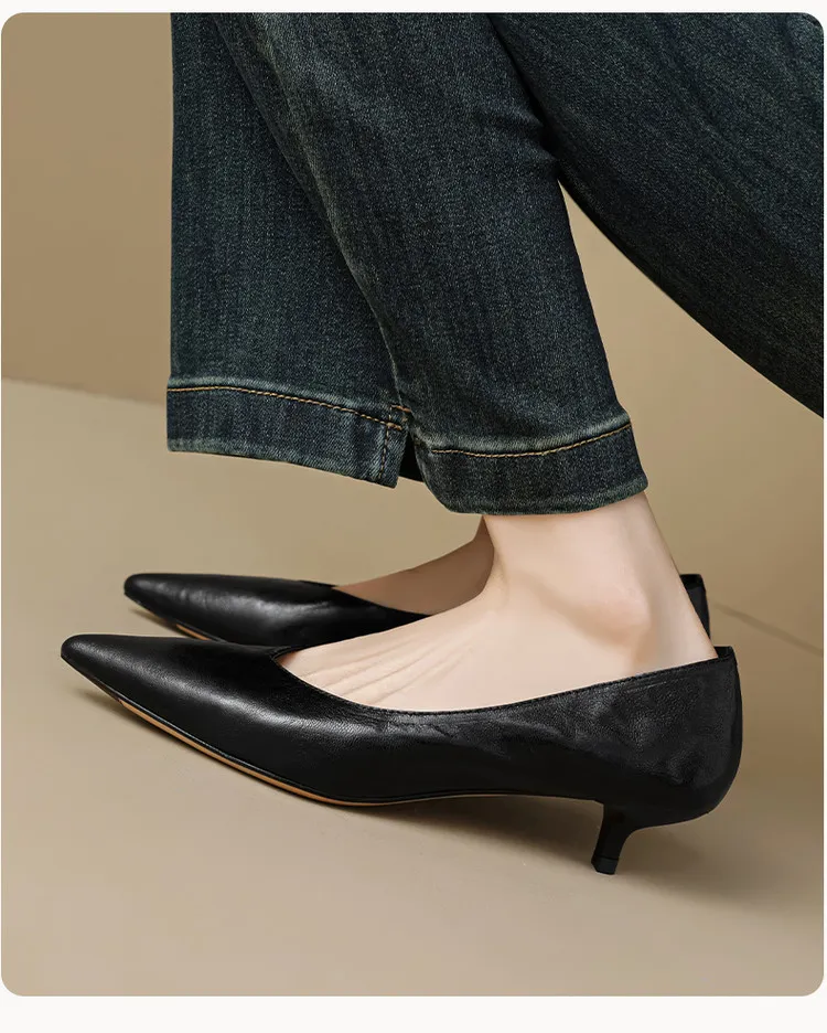 Women's slip-on shoes, made entirely of leather inside and out, stylish and comfortable, made of top-grain sheepskin, pointed toe, kitten heel, elegant single shoes for spring and autumn.