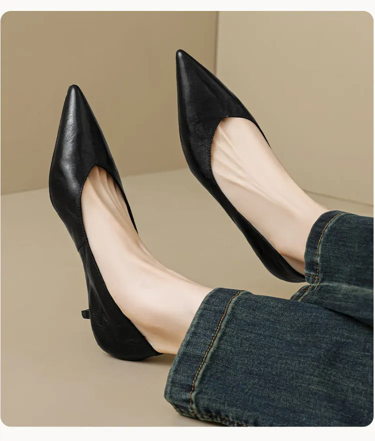 Women's slip-on shoes, made entirely of leather inside and out, stylish and comfortable, made of top-grain sheepskin, pointed toe, kitten heel, elegant single shoes for spring and autumn.
