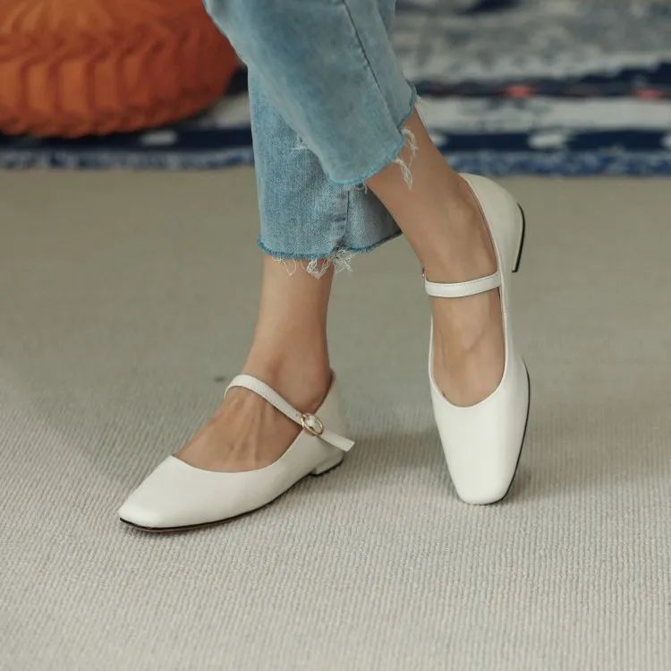 Autumn solid color square toe buckle flat shoes Korean style casual comfortable cowhide women's shoes 11-24g
