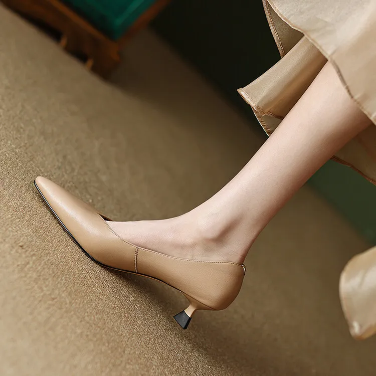 Apricot and black sheepskin plus size fashion women's shoes, spring and autumn style, pointed toe, low mouth, stiletto heel, single shoes, 2-18n