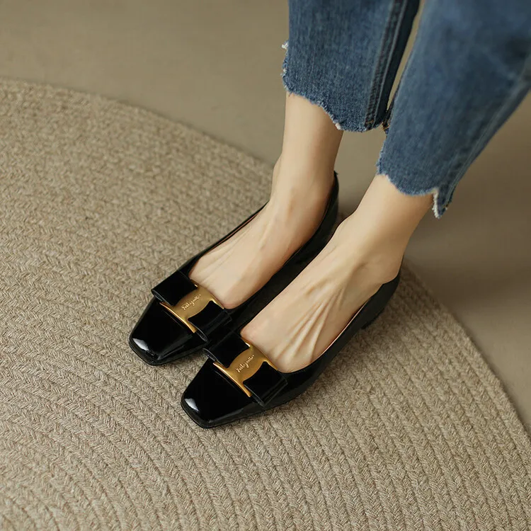 Fashionable Spring/Summer Square Toe Low-Heeled Slip-On Black Women's Fashion Shoes (3-3q)