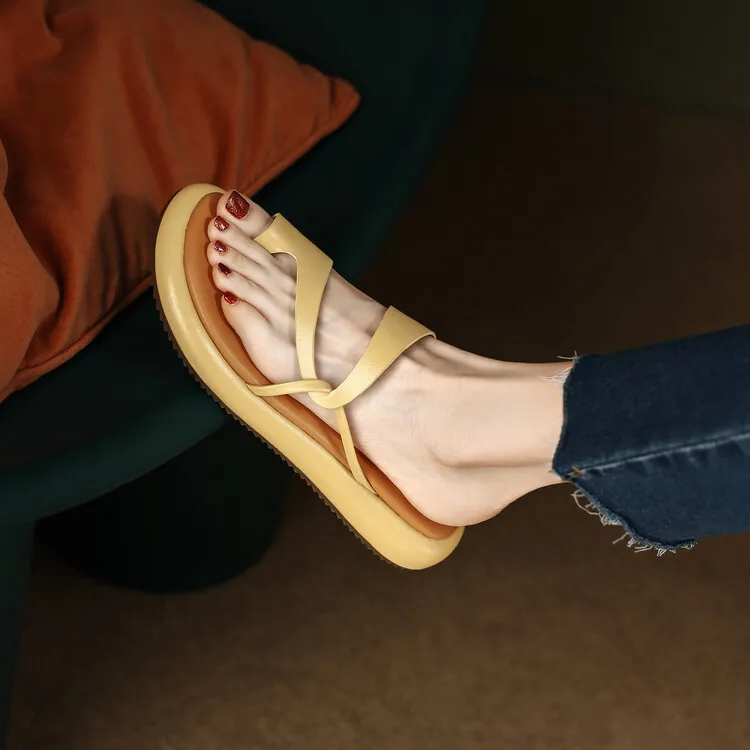 2023 Summer Slippers, Round Toe, Leather, Slip-on Toe, Casual and Comfortable Women's Shoes, Off-White/Yellow, 3-8a