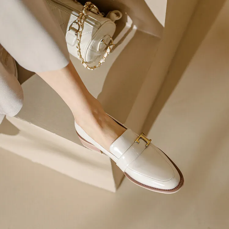 Fashionable Spring/Autumn Chunky Heel Low Heel Off-White Leather Korean Style Single Shoes Round Toe Metal Buckle Black Loafers 3-14n
