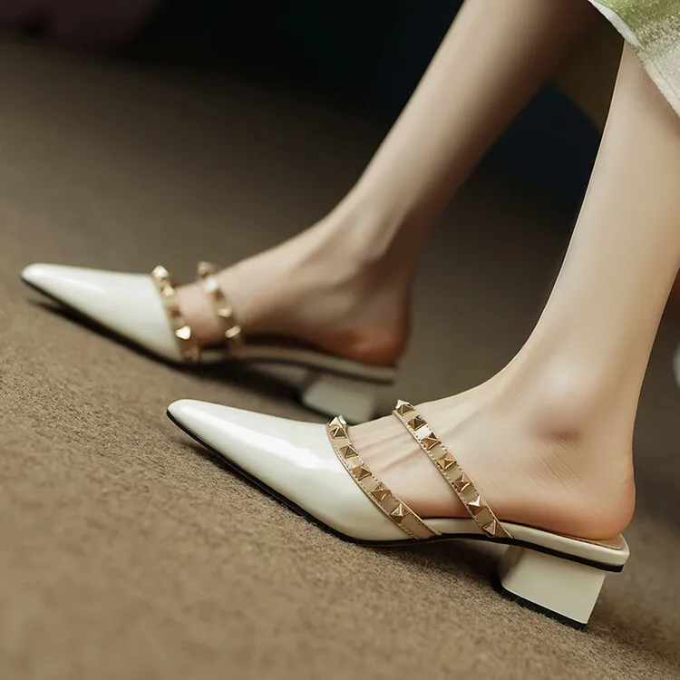 Slip-on sandals with studded mid-heel, chunky heel, and pointed toe; fashionable women's shoes, summer style, 4-13i.