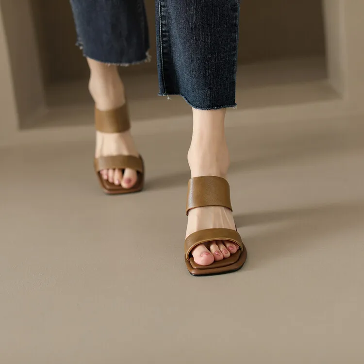 Chunky heel high heel 2023 summer retro chunky heel sandals women's fashion outerwear one-strap sandals open toe sandals 6-1n