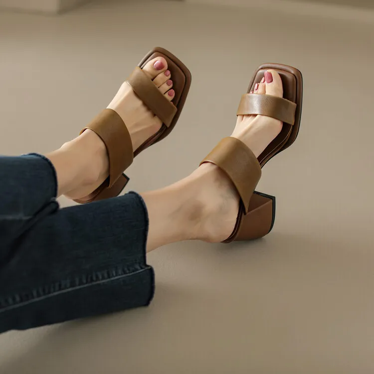 Chunky heel high heel 2023 summer retro chunky heel sandals women's fashion outerwear one-strap sandals open toe sandals 6-1n