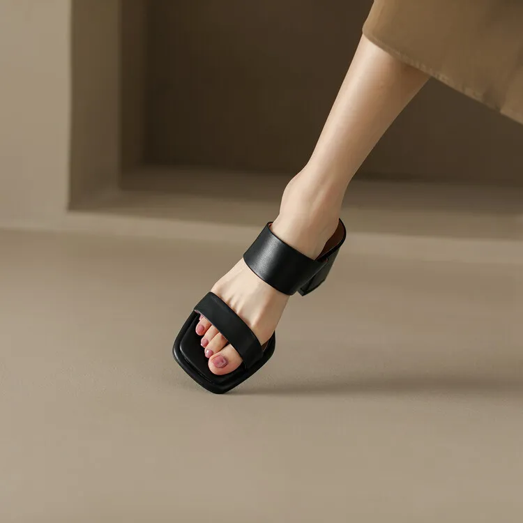 Chunky heel high heel 2023 summer retro chunky heel sandals women's fashion outerwear one-strap sandals open toe sandals 6-1n