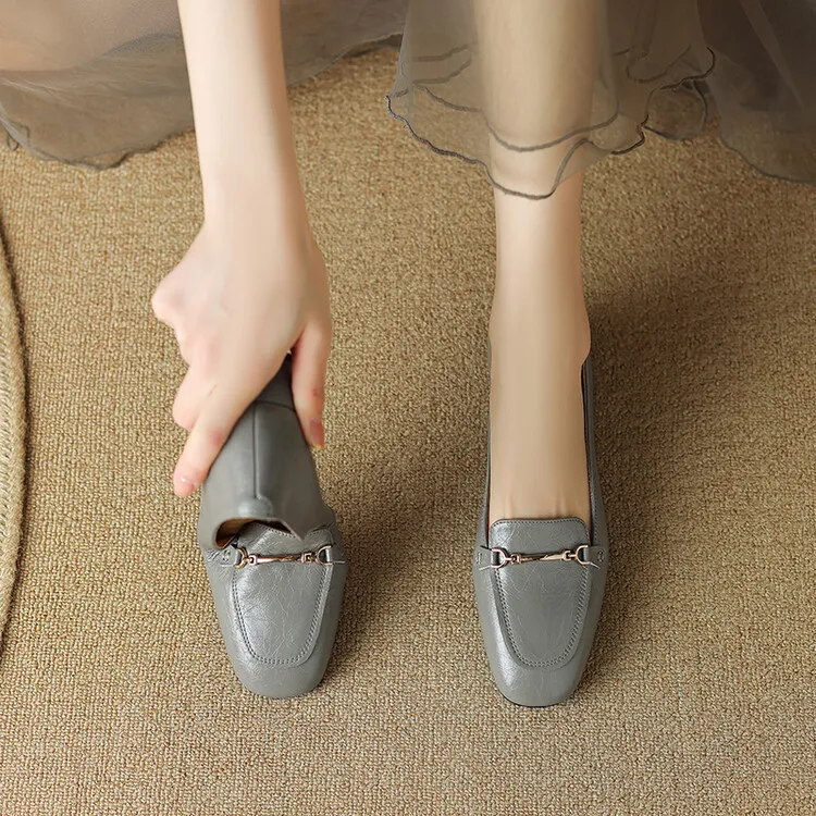 Women's Spring/Autumn Style Metal Buckle Shoes 7-10A Soft Cowhide Chunky Heel Shallow Mouth Round Toe Single Shoes Women's Size 40