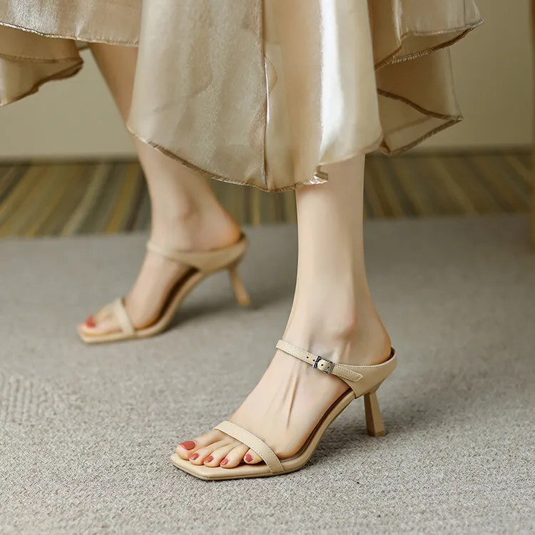 Women's stiletto sandals, Korean style, square toe, fashionable high heels, open toe, slip-on sandals, suitable for outdoor wear, 5-4g