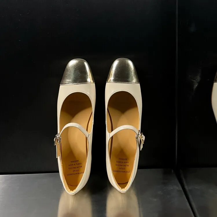 Chanel-style white Mary Jane shoes, color-blocked, low-cut, chunky heel, silver leather shoes, single strap, size 8-10.