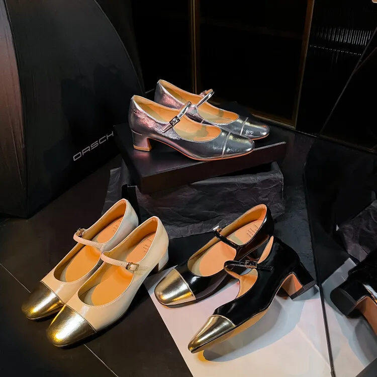 Chanel-style white Mary Jane shoes, color-blocked, low-cut, chunky heel, silver leather shoes, single strap, size 8-10.