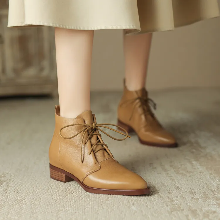 Brown, sophisticated, trendy ankle boots for women, autumn 2023, pointed toe Martin boots, 10-20m.