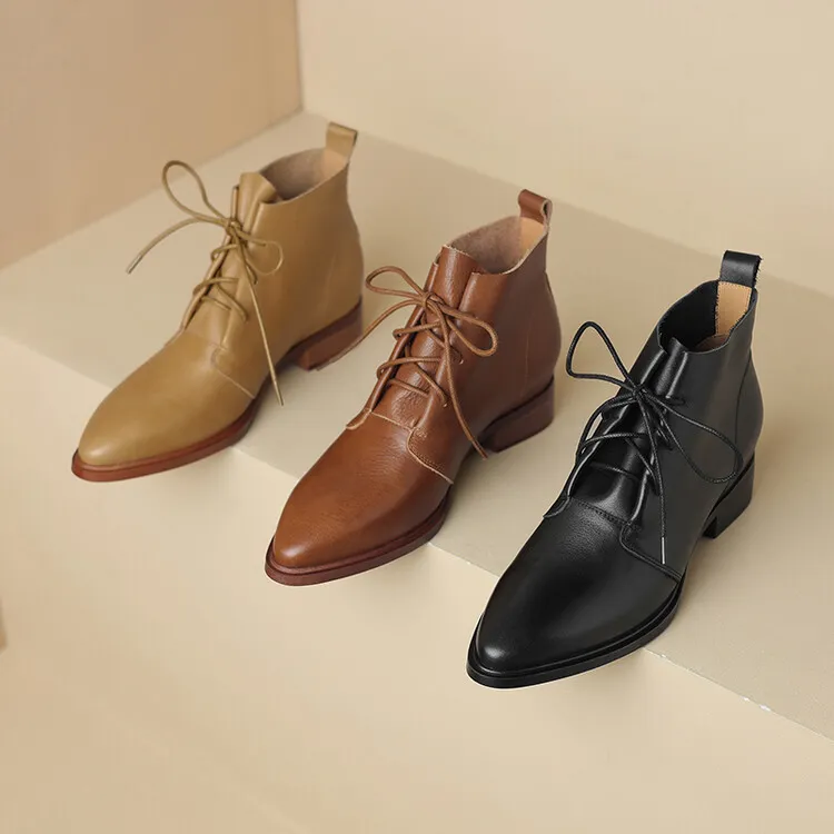 Brown, sophisticated, trendy ankle boots for women, autumn 2023, pointed toe Martin boots, 10-20m.