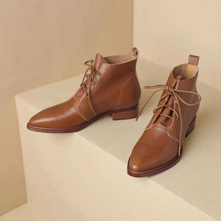 Brown, sophisticated, trendy ankle boots for women, autumn 2023, pointed toe Martin boots, 10-20m.