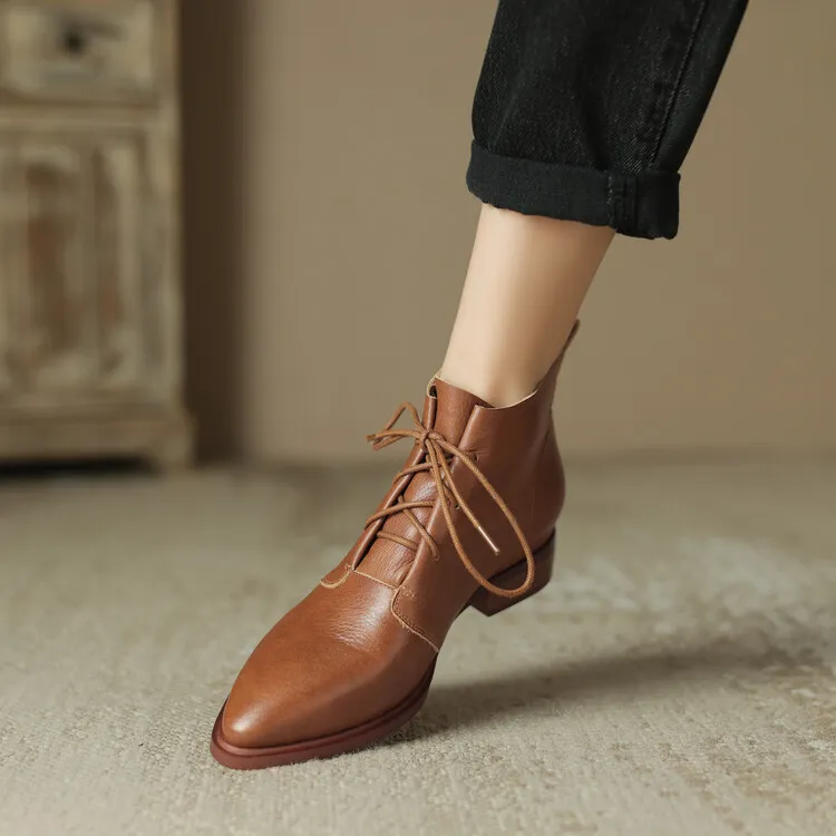 Brown, sophisticated, trendy ankle boots for women, autumn 2023, pointed toe Martin boots, 10-20m.