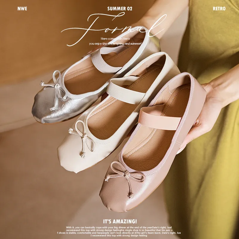Stylish, soft, elegant ballet flats, perfect for spring and autumn, featuring round toes and bows.