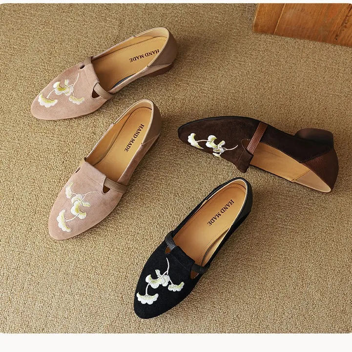 New Chinese style hand-embroidered pink loafers for women, perfect for spring and autumn, paired with skirts and sheepskin shoes, style 3-21t.