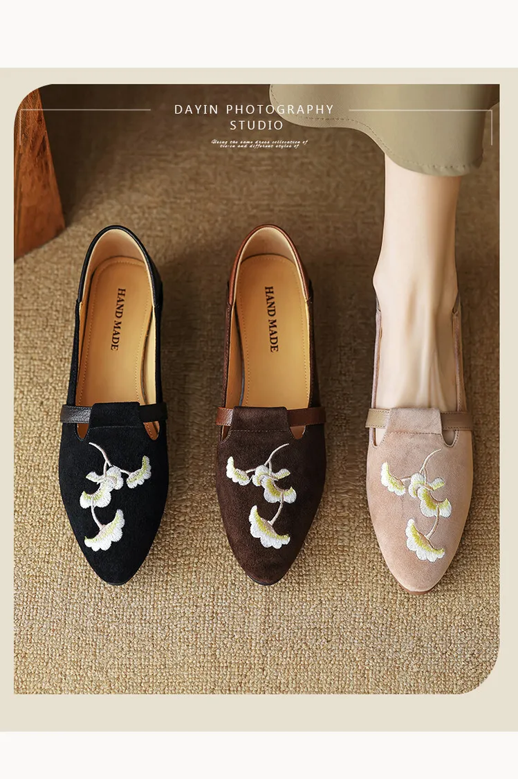 New Chinese style hand-embroidered pink loafers for women, perfect for spring and autumn, paired with skirts and sheepskin shoes, style 3-21t.