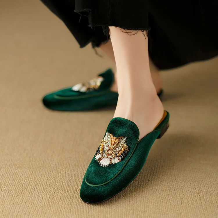 Chinese style embroidered tiger head slippers, round toe, slip-on, embroidered outerwear sandals, women's shoes, 3-25d