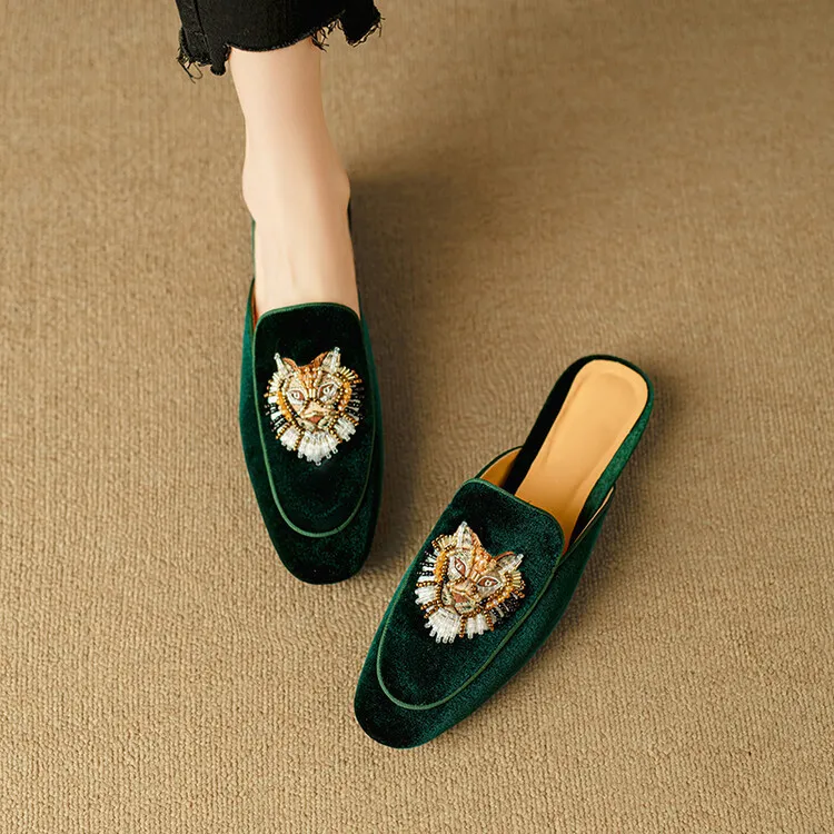 Chinese style embroidered tiger head slippers, round toe, slip-on, embroidered outerwear sandals, women's shoes, 3-25d