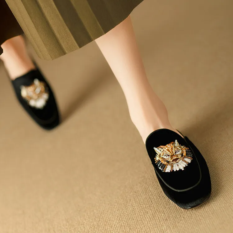 Chinese style embroidered tiger head slippers, round toe, slip-on, embroidered outerwear sandals, women's shoes, 3-25d