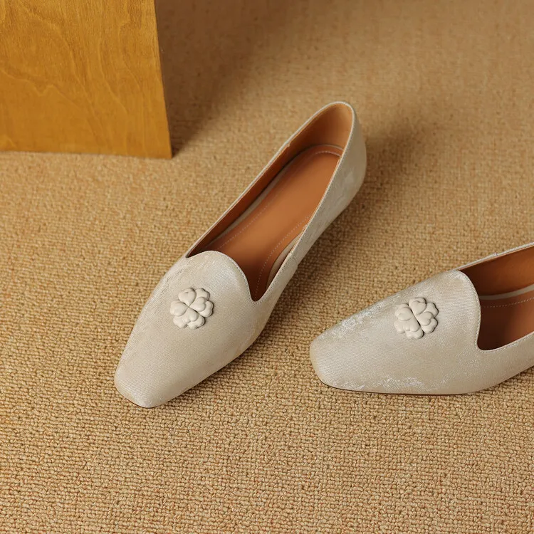 New Chinese style silk cowhide flower loafers, spring fashion square toe shallow mouth single shoes 3-29a