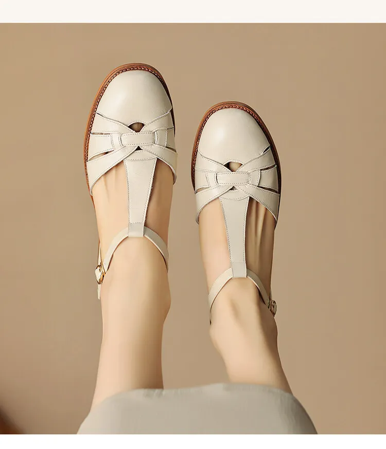 Summer chunky mid-heel round toe all-leather closed-toe women's sandals with hollowed-out breathable leather and a high-quality feel.