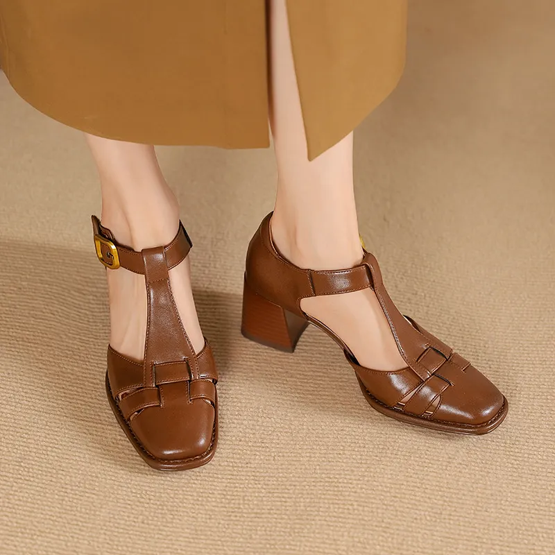 Comfortable and stylish summer chunky heeled high heels, genuine leather, square toe, French retro style, closed toe Roman sandals